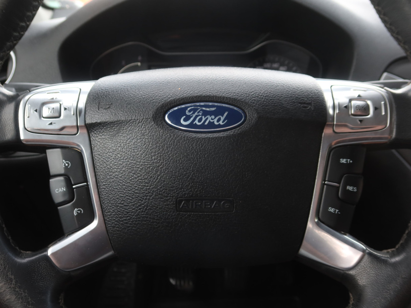 Ford Mondeo, 2011