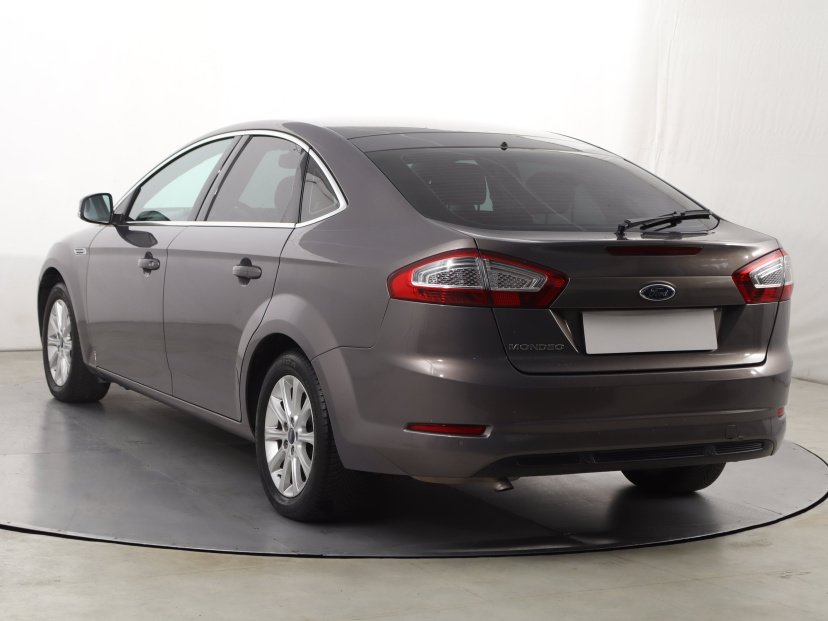 Ford Mondeo, 2011