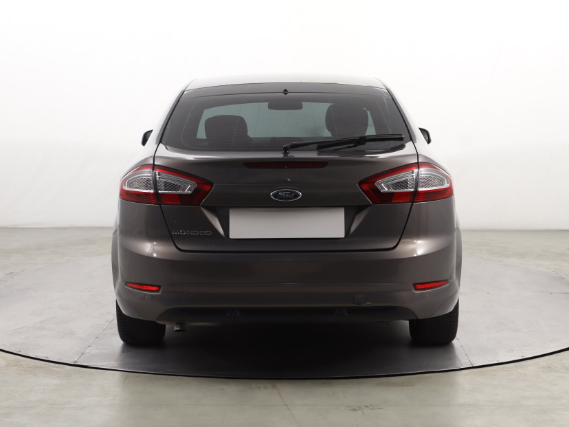 Ford Mondeo, 2011