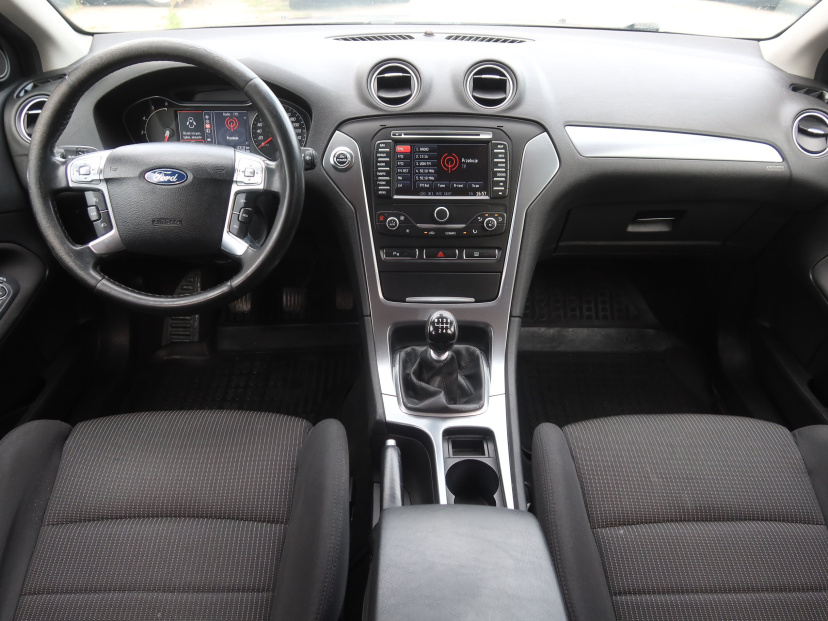 Ford Mondeo, 2011