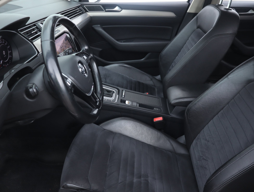Volkswagen Passat, 2017