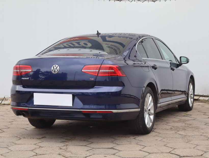 Volkswagen Passat, 2017