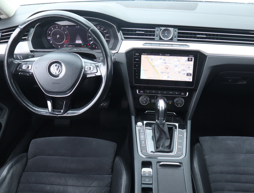 Volkswagen Passat, 2017