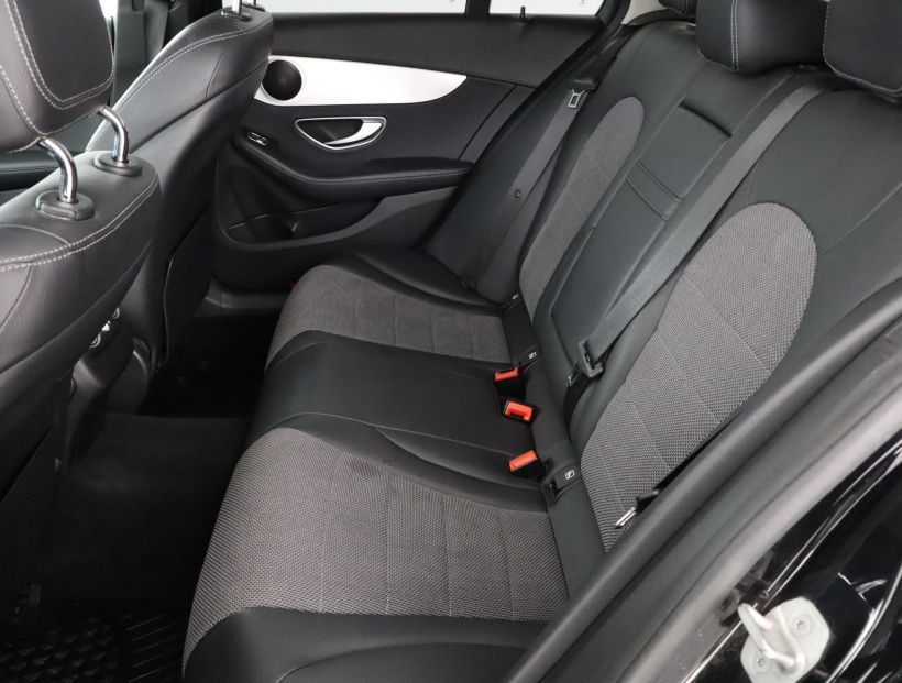 Mercedes-Benz C, 2019