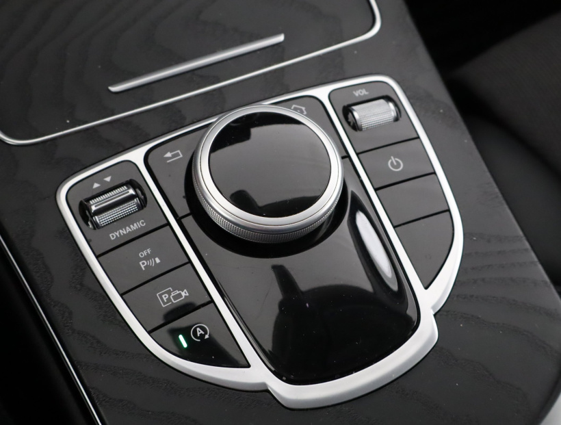Mercedes-Benz C, 2019