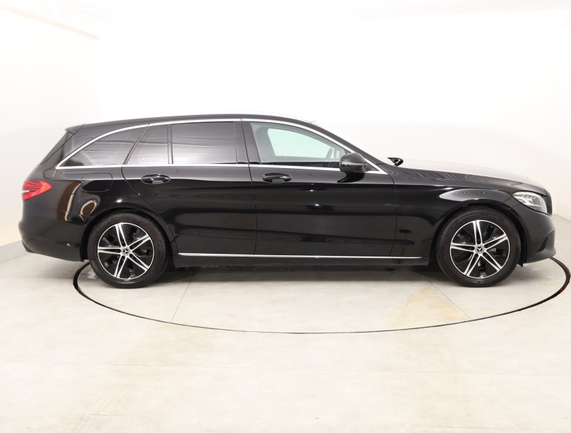 Mercedes-Benz C, 2019