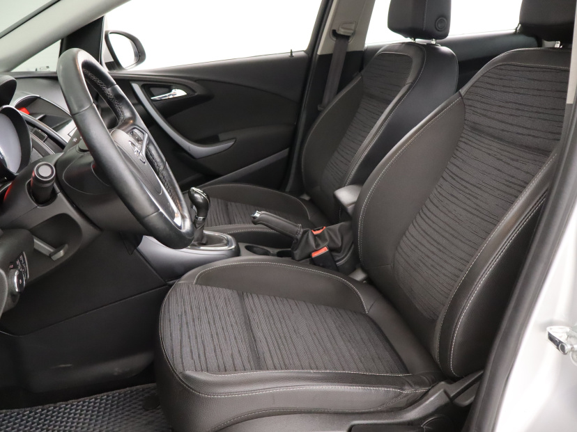 Opel Astra, 2017