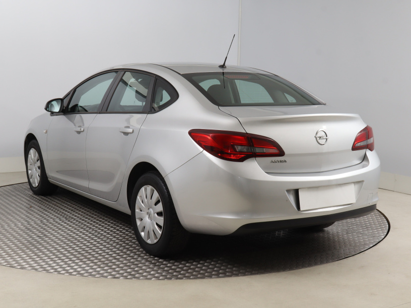 Opel Astra, 2017