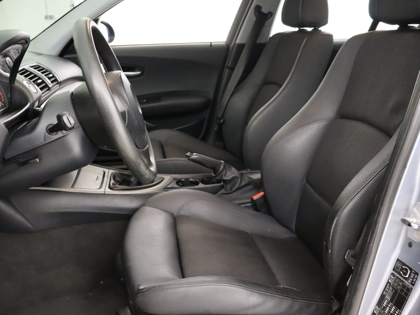 BMW 1, 2006