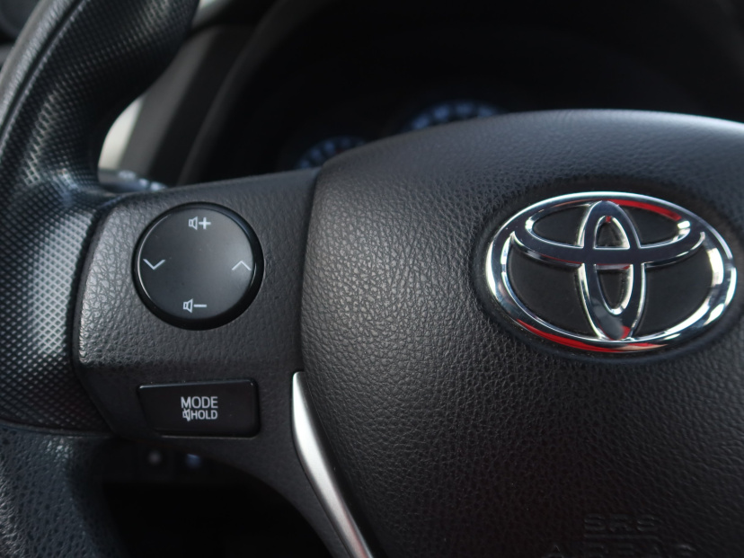 Toyota Auris, 2015
