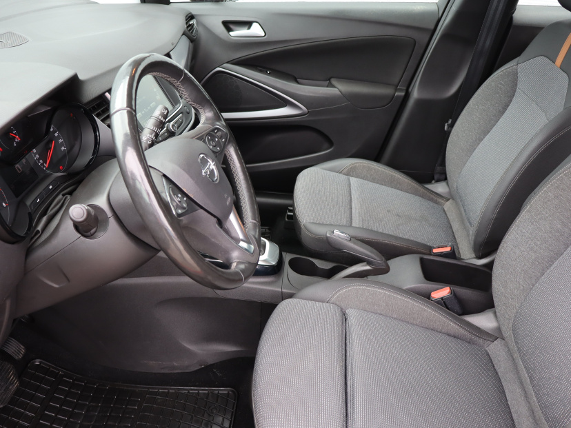 Opel Crossland, 2021