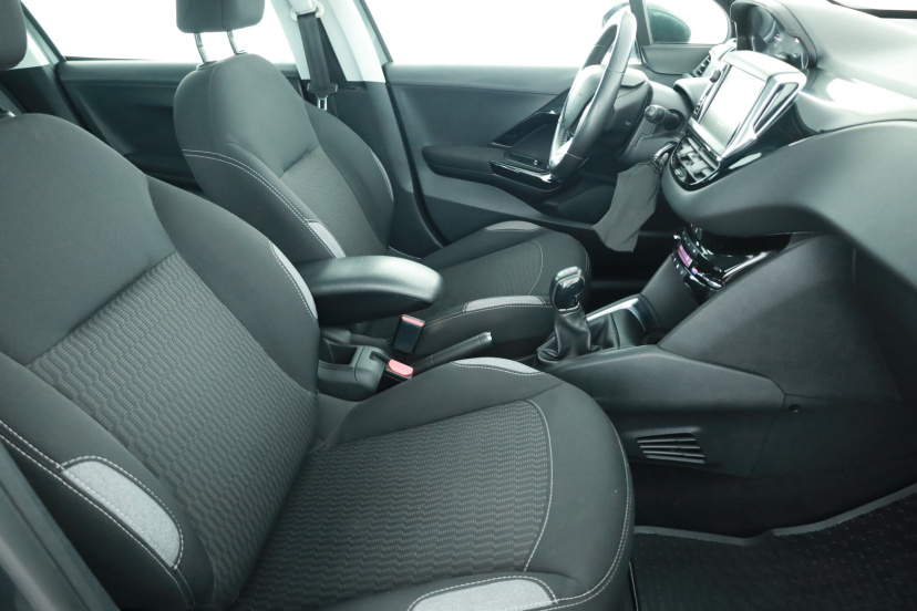 Peugeot 208, 2016