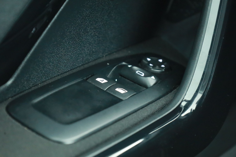 Peugeot 208, 2016