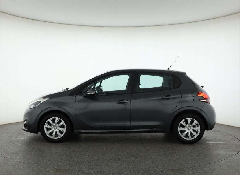 Peugeot 208, 2016