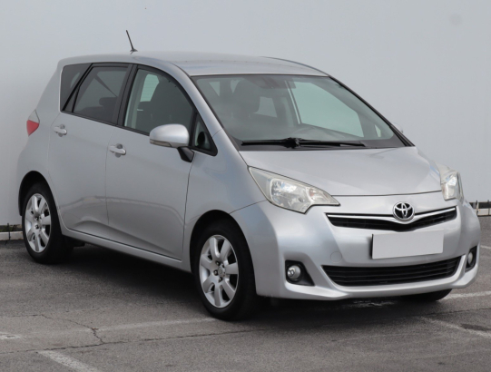 Toyota Verso-S