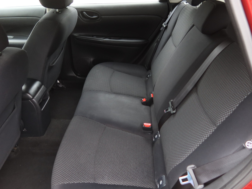 Nissan Pulsar, 2015