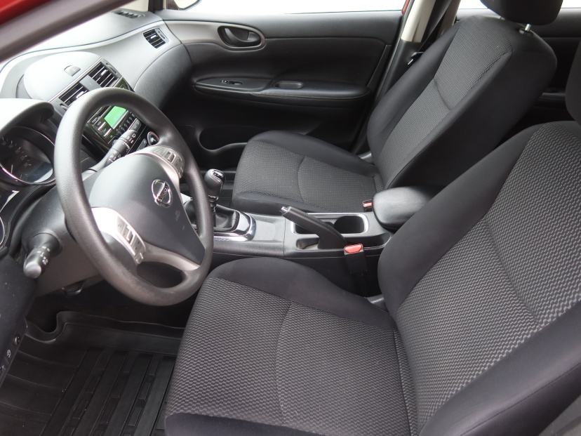 Nissan Pulsar, 2015