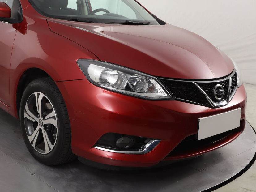 Nissan Pulsar, 2015