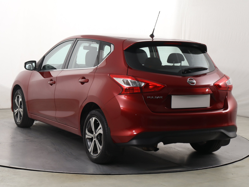 Nissan Pulsar, 2015