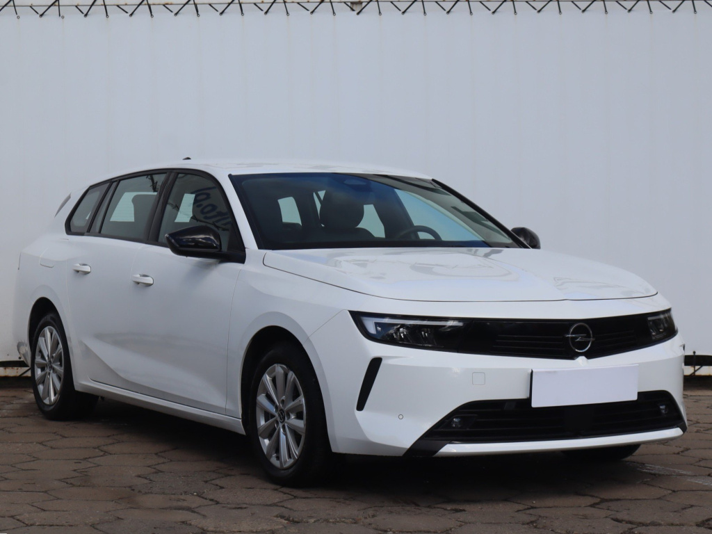 Opel Astra, 2023