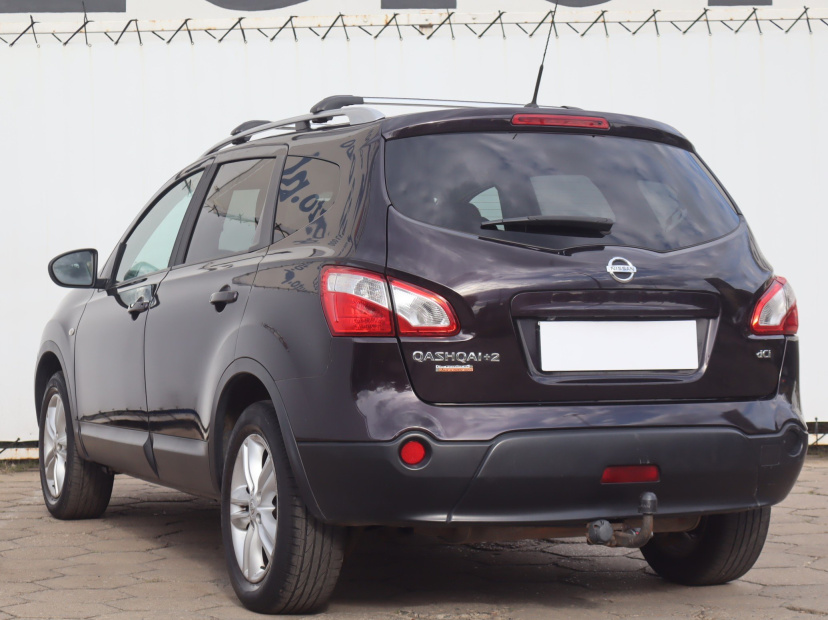 Nissan Qashqai+2, 2010
