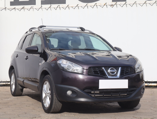 Nissan Qashqai+2