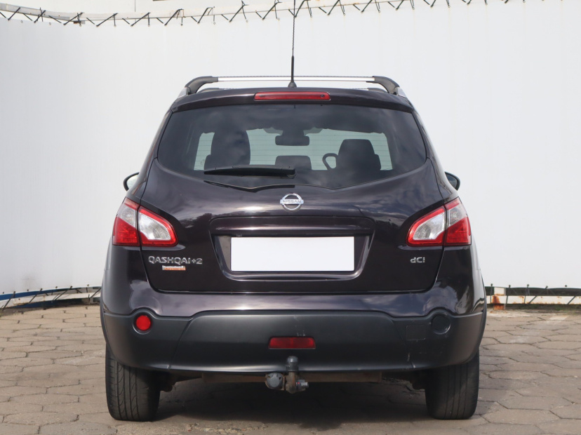 Nissan Qashqai+2, 2010