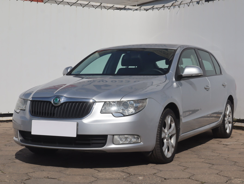 Škoda Superb, 2013