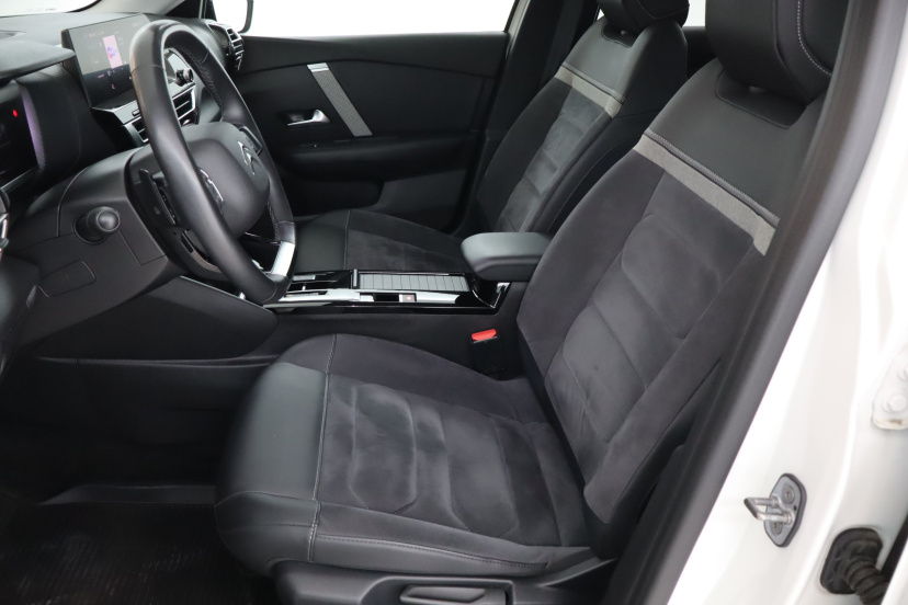 Citroen C4 X, 2023
