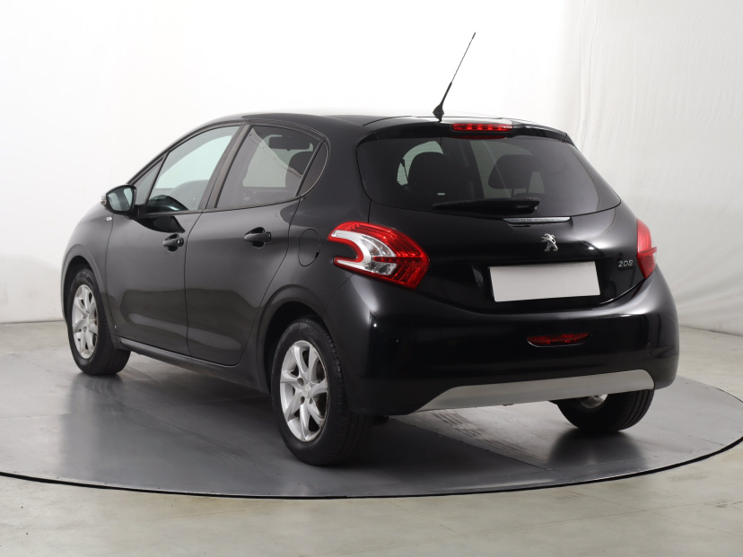 Peugeot 208, 2014