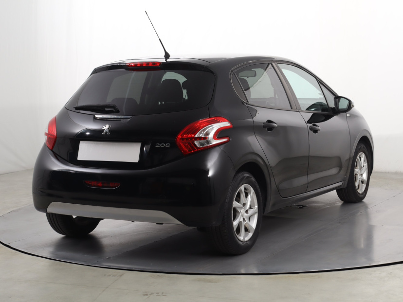 Peugeot 208, 2014