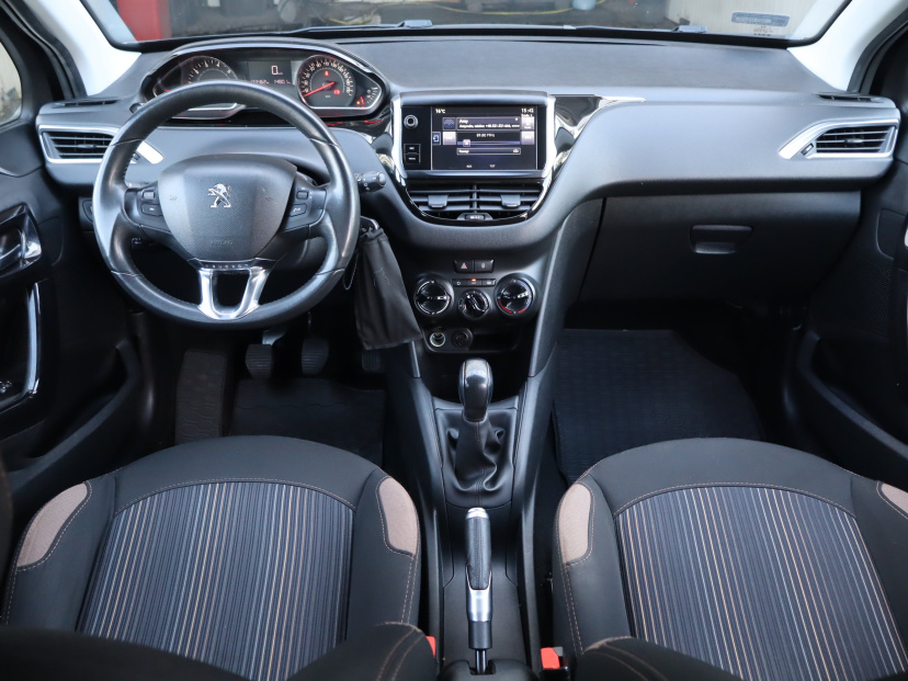 Peugeot 208, 2014