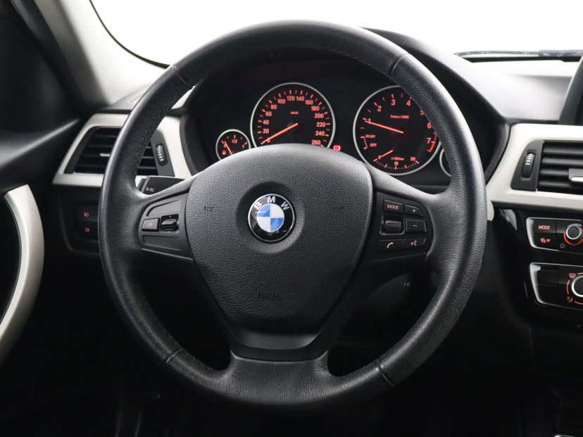 BMW 3, 2017