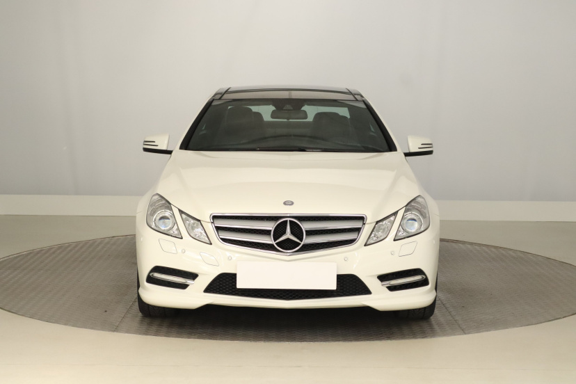 Mercedes-Benz E, 2012