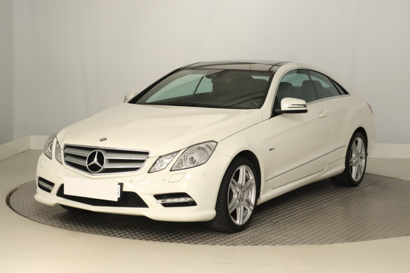 Mercedes-Benz E, 2012