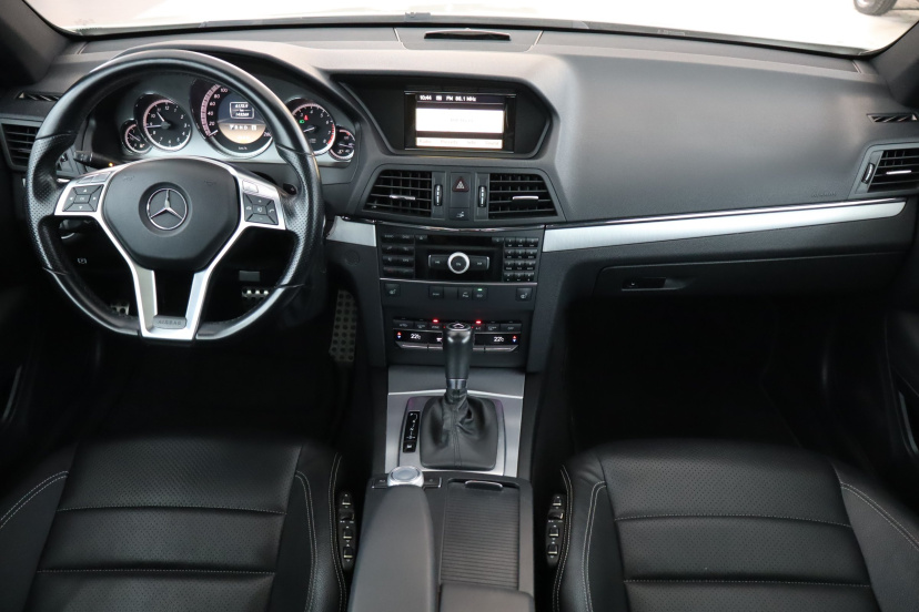 Mercedes-Benz E, 2012
