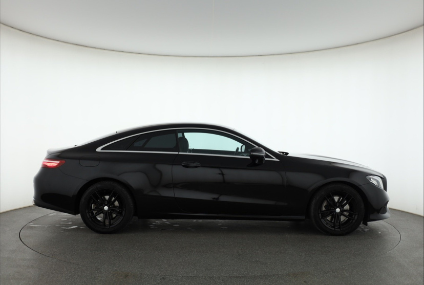Mercedes-Benz E, 2017