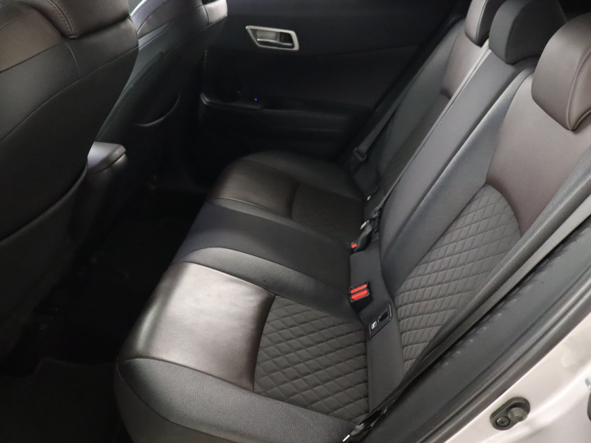 Toyota C-HR, 2018