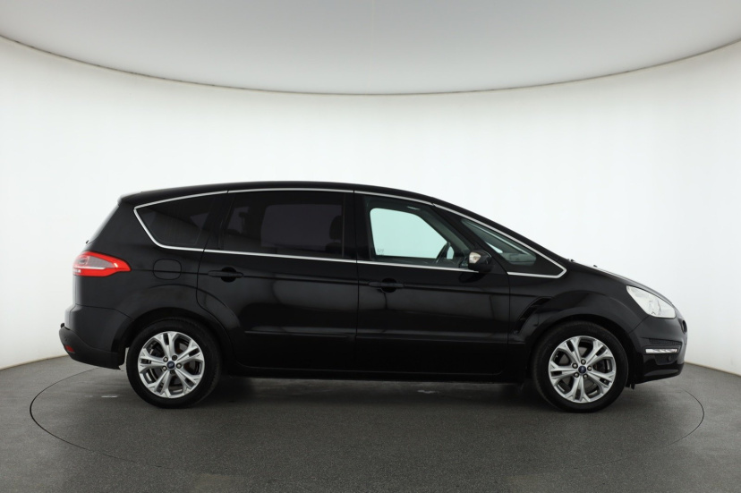 Ford S-Max, 2013