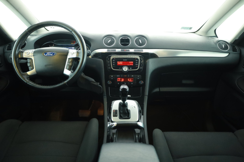 Ford S-Max, 2013