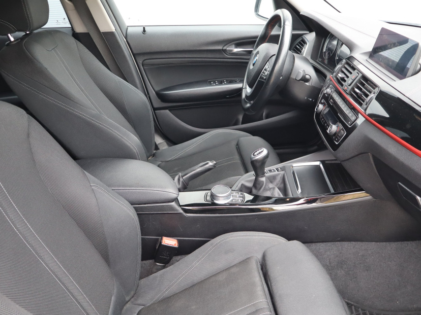 BMW 1, 2019