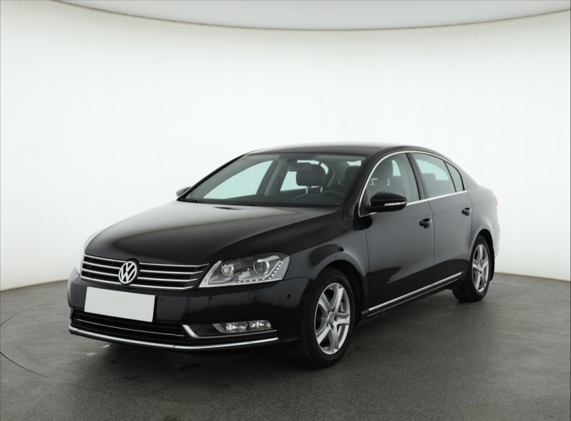 Volkswagen Passat, 2011