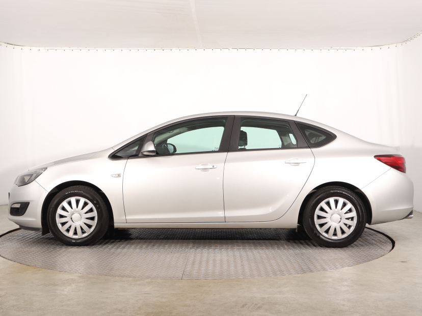 Opel Astra, 2016