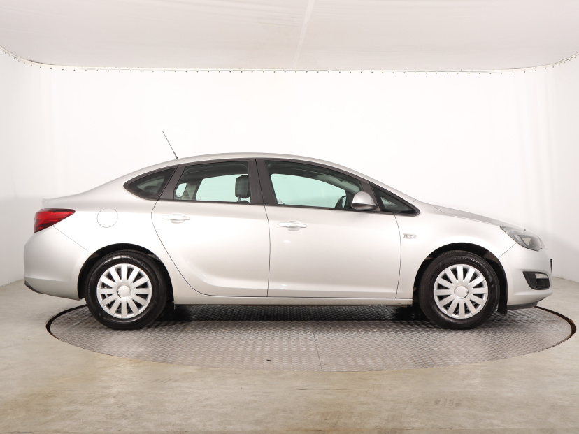 Opel Astra, 2016