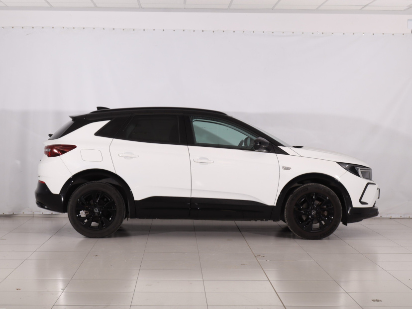 Opel Grandland, 2022