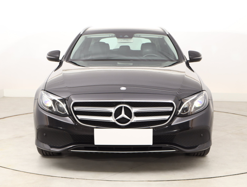Mercedes-Benz E, 2017