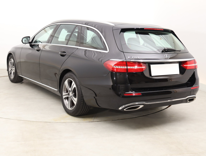 Mercedes-Benz E, 2017
