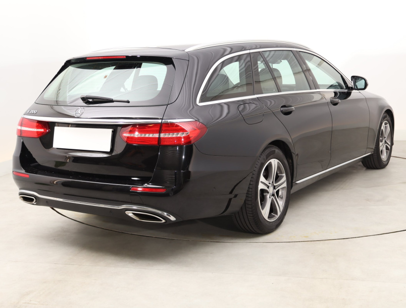 Mercedes-Benz E, 2017