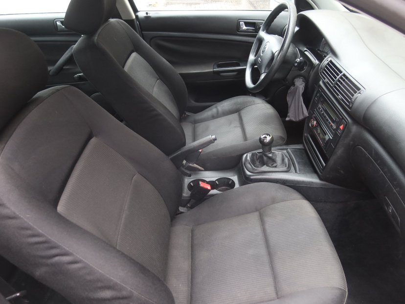 Volkswagen Passat, 2002