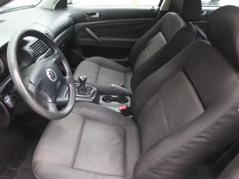 Volkswagen Passat, 2002